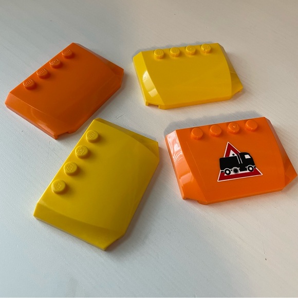 LEGO Vehicle Hoods - Wedge Plates - 45677 52031 - 4858 - Picture 2 of 8